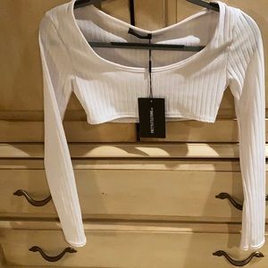 White long sleeved crop top